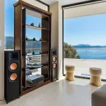 Odissos - Private Paradise With 2 Infinity Pools & Sea Access וילה