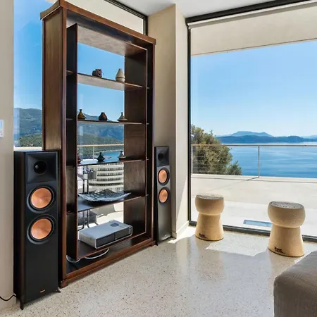 Odissos - Private Paradise With 2 Infinity Pools & Sea Access Willa