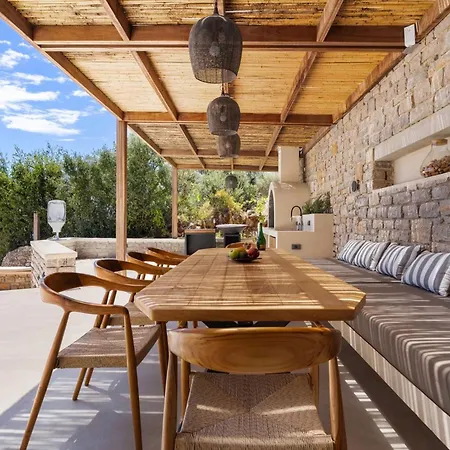 Willa Odissos - Private Paradise With 2 Infinity Pools & Sea Access