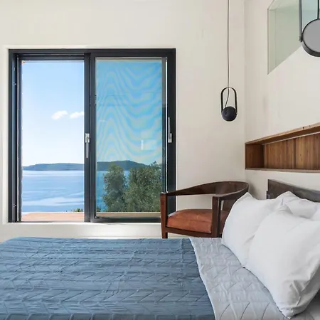 Odissos - Private Paradise With 2 Infinity Pools & Sea Access