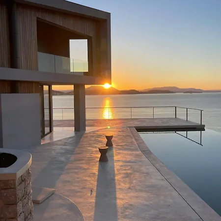 Villa Odissos - Private Paradise With 2 Infinity Pools & Sea Access Sivota
