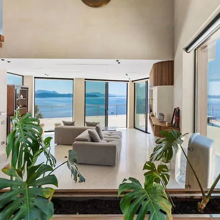 Villa Odissos - Private Paradise With 2 Infinity Pools & Sea Access *